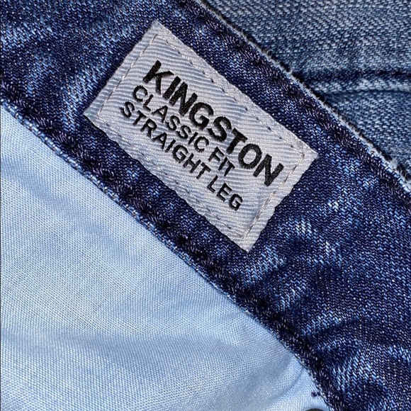 Express Straight Leg Jean - Picture 6 of 7